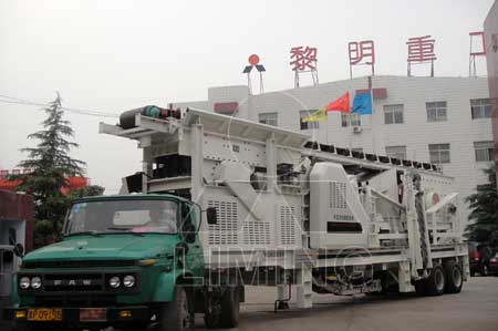 YB10F1315 mobile impact crusher