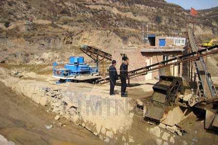 mobile crusher in use