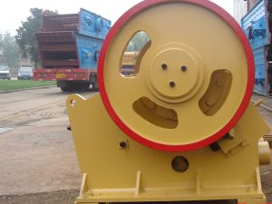 For improvement of the crusher shaft fatigue strength