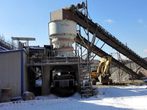 High frequency vibrating screen maintenance work