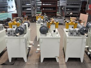 Driven mobile crushers used in stone Crusing Plant