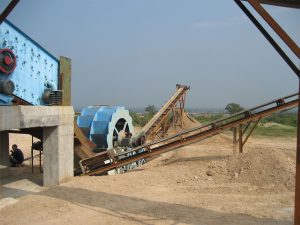 Mobile clay/mud crusher for sale