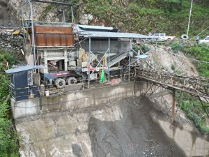 The crusher of repair and maintenance work